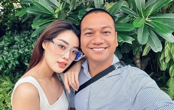 Hoa hậu Khánh Vân khoe visual qua cam thường, "flex" nhẫn cưới với chồng hơn 17 tuổi