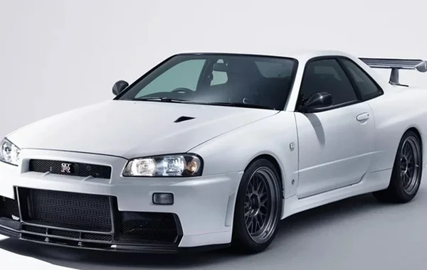 Ngắm "sát thủ siêu xe" Nissan Skyline GT-R R34 giá 600.000 USD