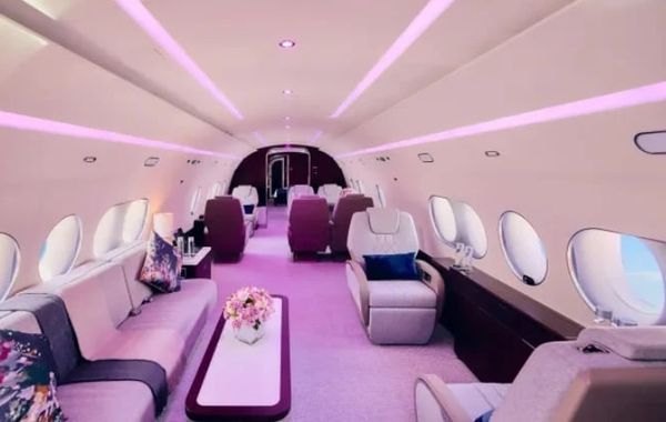 Bên trong máy bay 15.000 USD/giờ thuê của những người trên cả giàu có