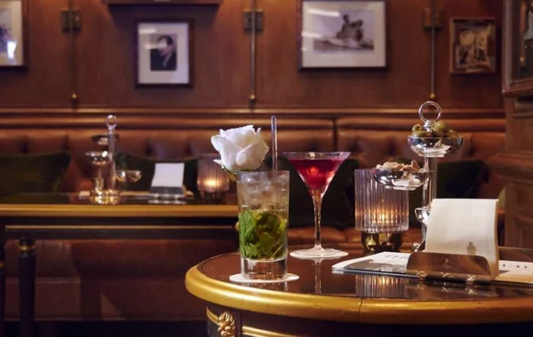 12 quán bar bạn không nên bỏ qua vào những buổi đêm ở Paris