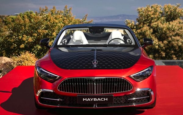 Chi tiết xe mui trần siêu sang Mercedes‑Maybach SL 680 Monogram Series