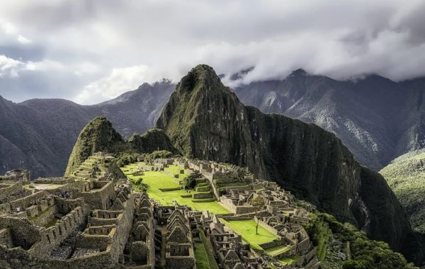Tôi ngắm hình vẽ bí ẩn khổng lồ tại Peru