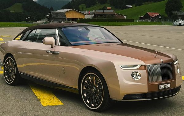 Rolls-Royce Boat Tail giá 28 triệu USD bất ngờ tái xuất