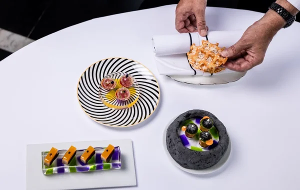 Đầu Bếp Ba Sao Michelin Christian Le Squer Mang ẩm Thực Phong Cách Thời Trang Cao Cấp “haute Couture” đến La Maison 1888