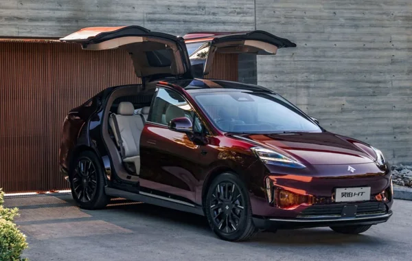 Chi tiết GAC Aion Hyptec HT, SUV cửa 'cánh chim' sắp về Việt Nam