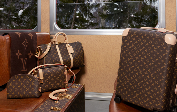 Louis Vuitton - Ông vua trong ngành hành lý xa xỉ