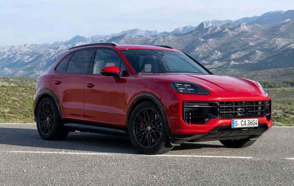 Những điểm mới trên Porsche Cayenne GTS 2024 facelift