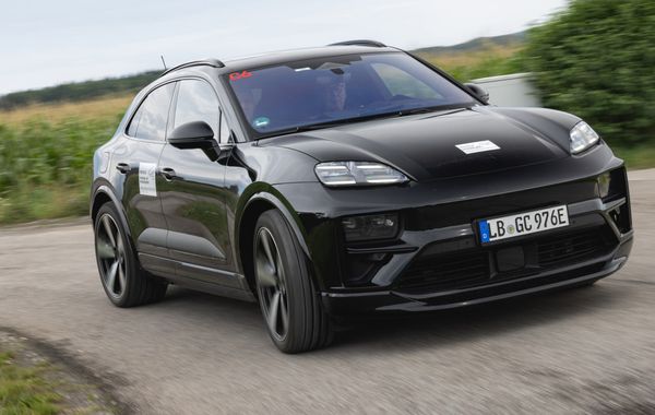 Chi tiết ô tô điện Porsche Macan EV 2024 giá hơn 4 tỉ đồng tại Việt Nam