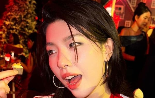 Lamoon vấp tranh luận