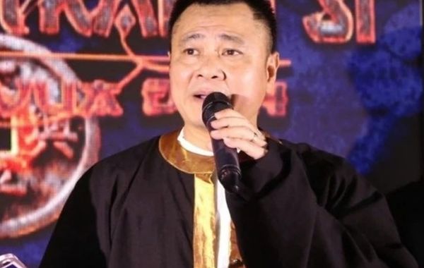 NSND Tự Long từ chối lời mời đóng phim của Trấn Thành, Trường Giang