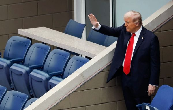 Rolex toan tính gì khi gặp ông Trump ở khán đài US Open
