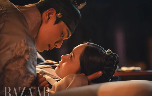 Vì sao phim Bon Appetit, Your Majesty sửa hình tượng nam chính Lee Chae Min?
