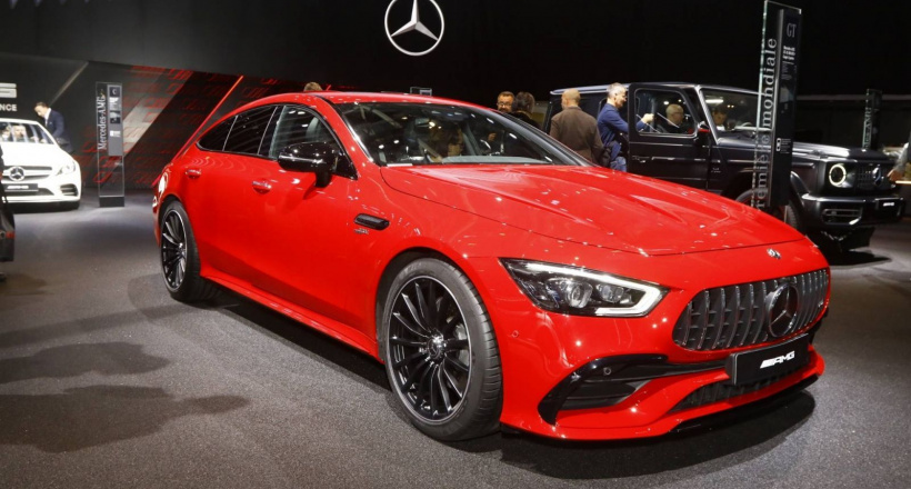 Mercedes-AMG GT 43 ra mắt tại Paris Motor Show 2018, so kè Porsche Panamera