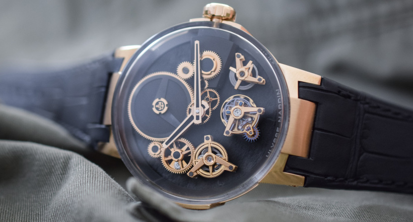 Đồng hồ Tourbillon 'nổi' giá gần 100.000 USD
