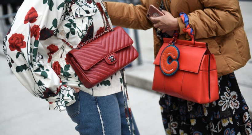 Cách phân biệt túi xách hàng hiệu thật và giả cho mùa mua sắm cuối năm