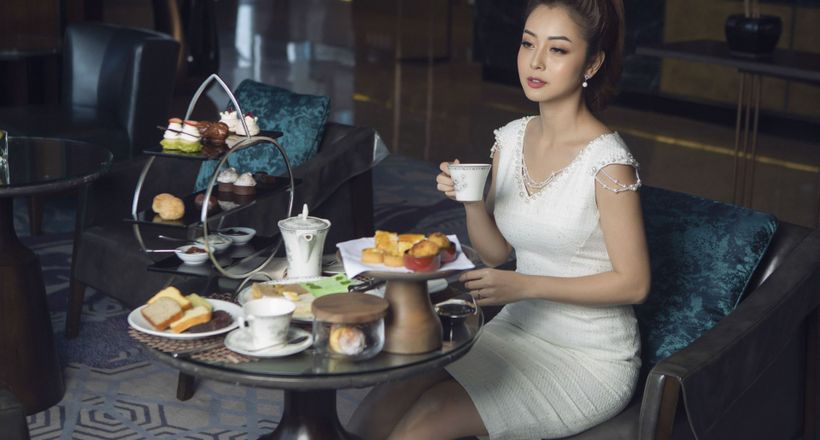 Jennifer Phạm thanh lịch cuốn hút trong BST mới từ Elise