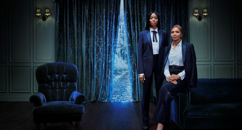 Siêu mẫu Naomi Campbell cùng mẹ xuất hiện trong BST Burberry