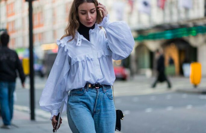 Mặc đẹp với quần jeans cạp cao