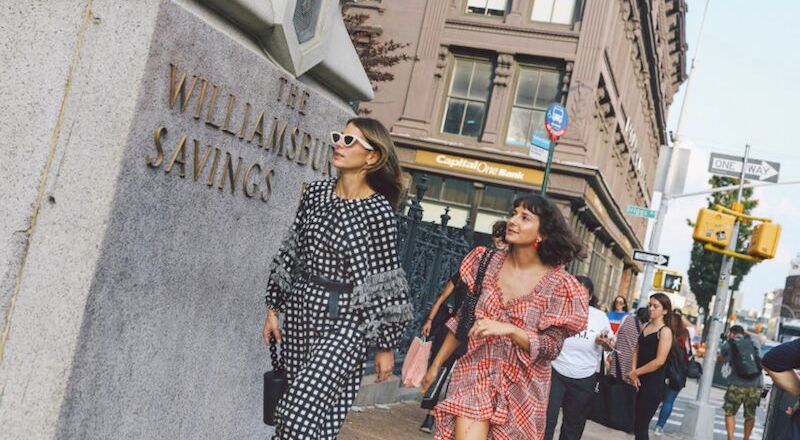 Những streetstyle ấn tượng nhất Tuần lễ Thời Trang New York 2019