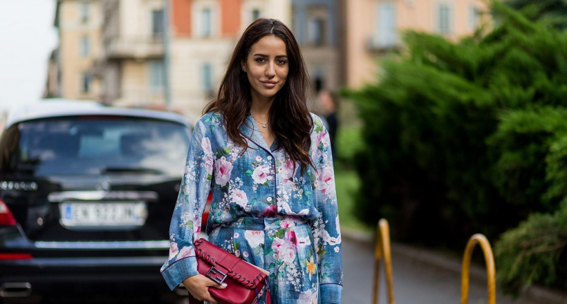 Thời trang sân bay: Đẹp và thoải mái cho những chuyến bay dài