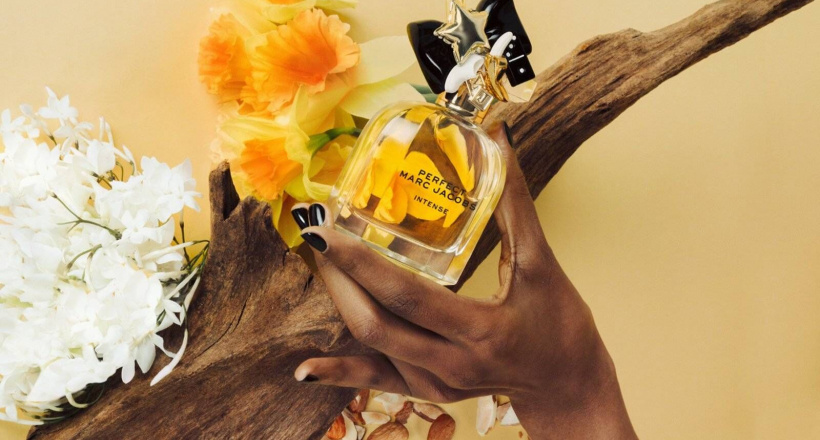 Mùi hương toát lên sự tự tin từ Marc Jacobs Perfect Intense