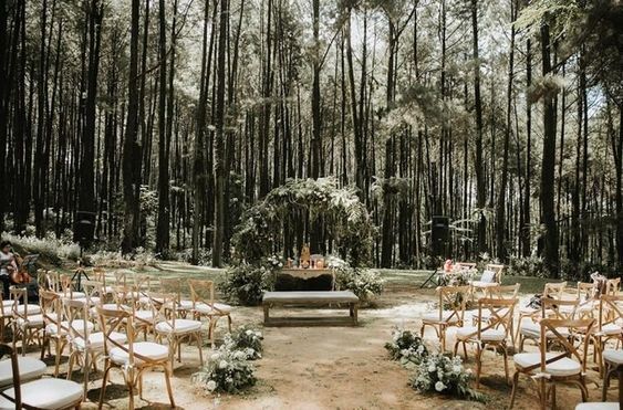 Đám cưới cổ tích trong rừng của mọi cô gái