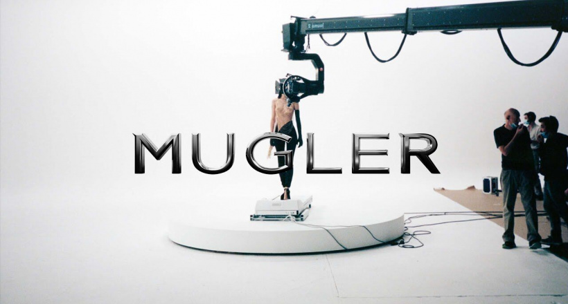 Mugler Thu Đông 2021: Kẻ thống trị màn đêm