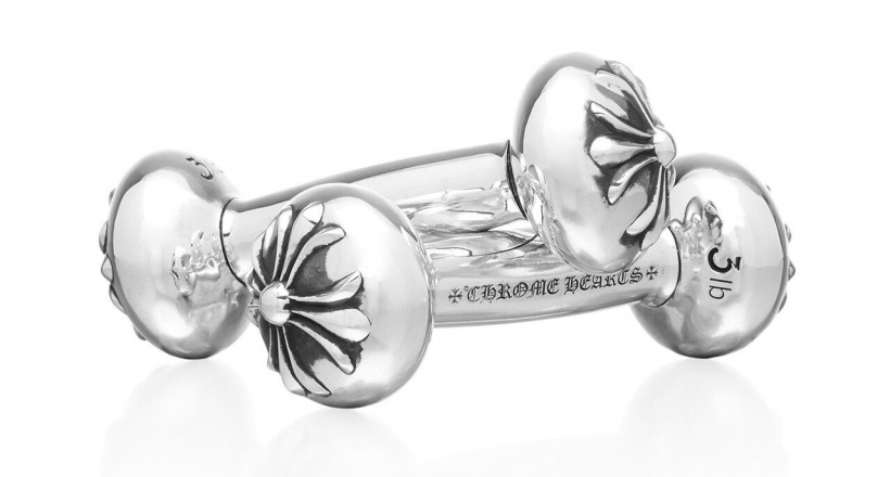 114 triệu đồng để "rinh" về một bộ tạ Chrome Hearts?
