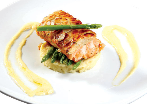 Cá hồi bỏ lò - món ăn gây thương nhớ đối với ai từng một lần thưởng thức