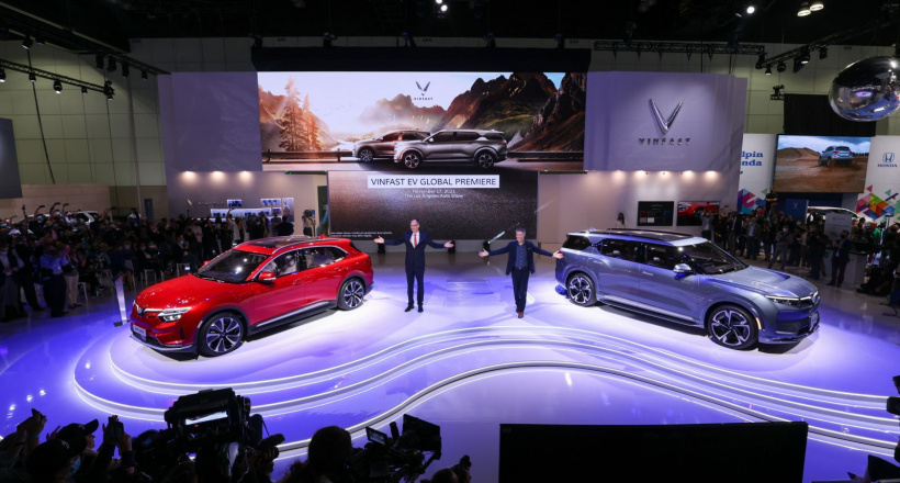Cận cảnh VinFast VF-E35 và VF-E36 đang ra mắt tại Los Angeles Auto Show 2021