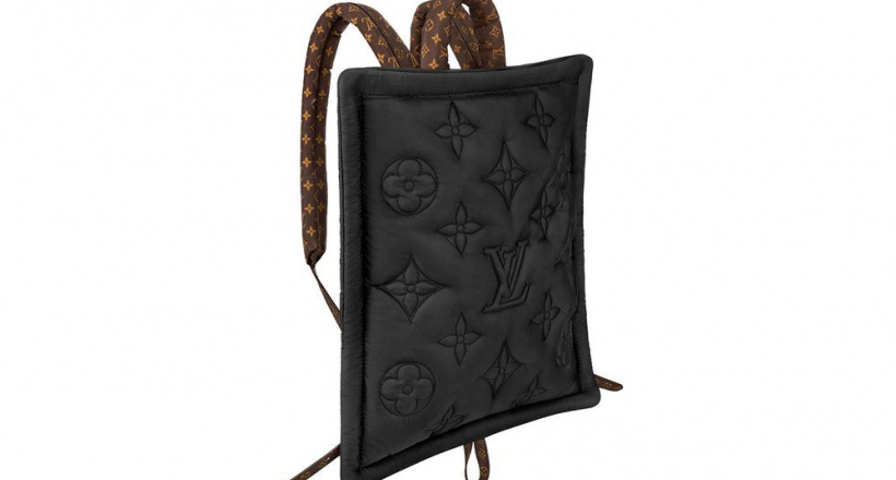 Louis Vuitton tiếp tục cho ra mắt “túi gối” lấy cảm hứng từ thiết kế "bốt gối" nổi tiếng