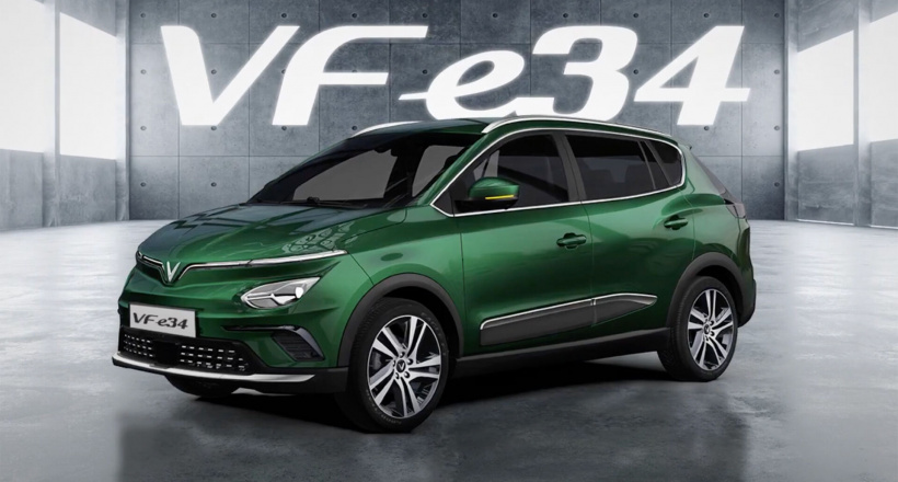 VinFast bàn giao lô xe ô tô điện VF e34 đầu tiên cho khách hàng