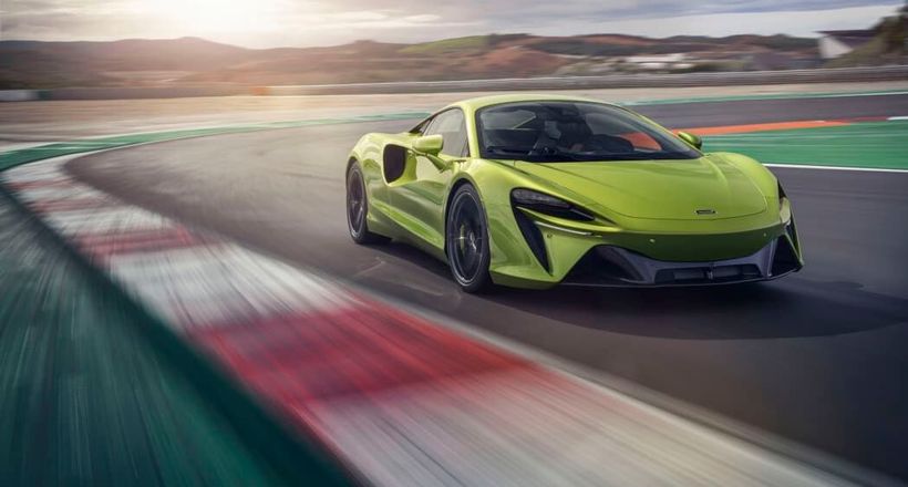 Siêu xe McLaren Artura hoãn lịch bán ra tới tháng 7/2022