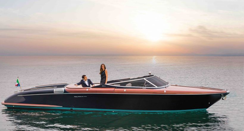 LuxYacht bàn giao du thuyền hạng sang Riva Aquariva Super đầu tiên tại thị trường Đông Nam Á