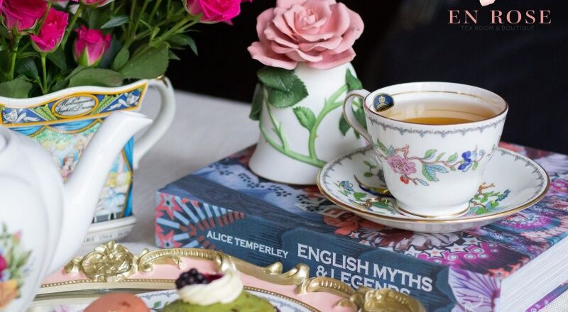 Check-in En Rose Tea Room & Boutique: Tiệm trà cổ tích giữa lòng Sài Gòn
