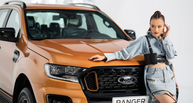 Phụ nữ cá tính và dòng xe bán tải