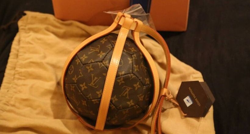 Louis Vuitton và những mẫu túi độc - lạ có 1-0-2