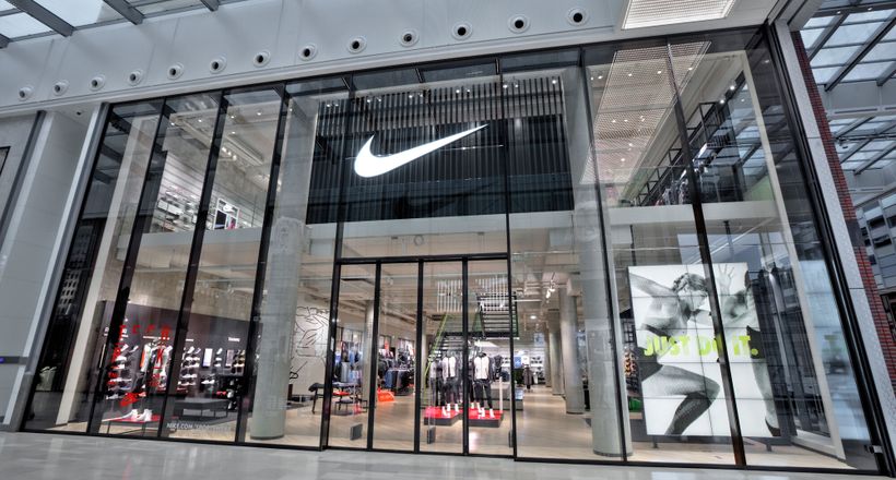 Nike tiếp tục giành thương hiệu có giá trị nhất tại Mỹ