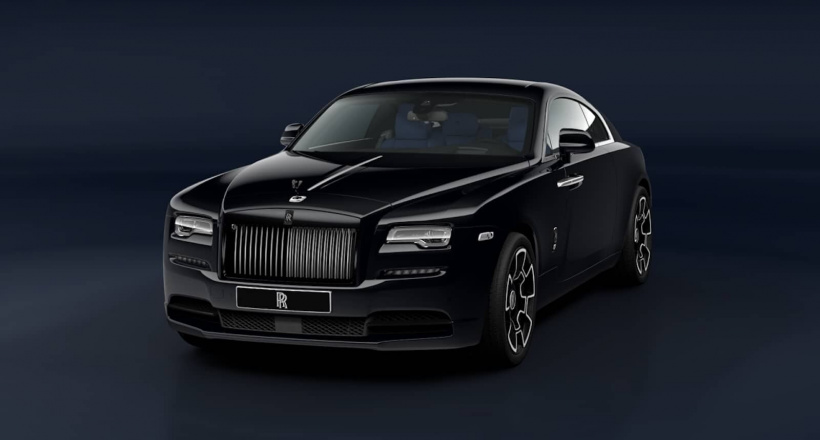 Choáng ngợp với Rolls-Royce Wraith Black Badge mới nhất 2021 tại Việt Nam