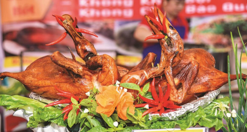 Vịt quay lá mác mật Món ngon trứ danh của xứ Lạng