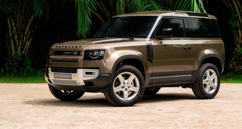 SUV tiền tỷ Land Rover Defender 90 chính thức ra mắt tại Việt Nam với hai phiên bản, giá từ 3,935 tỷ