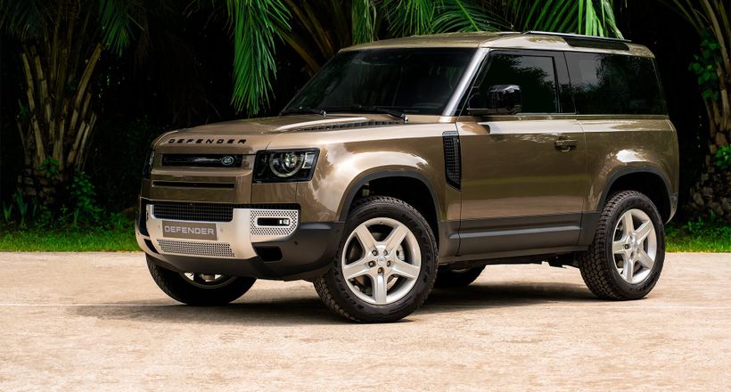 SUV tiền tỷ Land Rover Defender 90 chính thức ra mắt tại Việt Nam với hai phiên bản, giá từ 3,935 tỷ