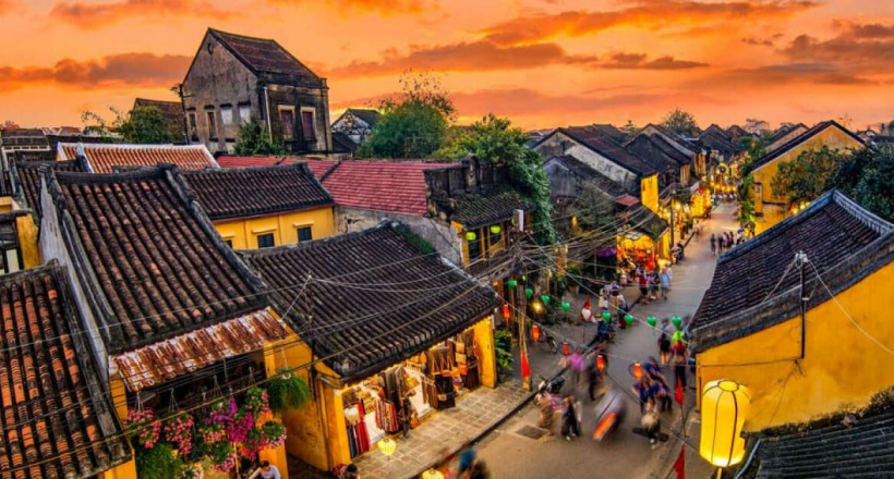 Phố cổ Hội An lọt top 10 điểm du lịch không có ô tô đẹp nhất thế giới