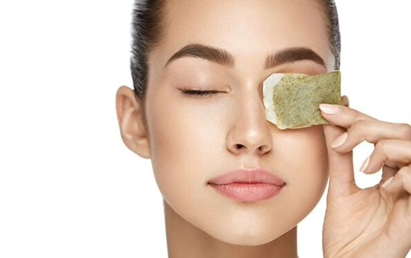 Công dụng làm đẹp của trà xanh