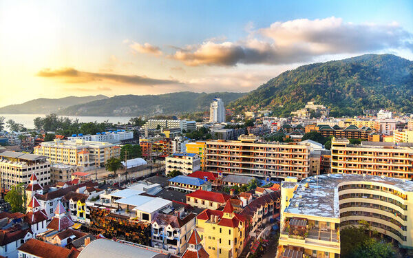 "Một đêm, một USD" nghỉ dưỡng tại hòn đảo du lịch nổi tiếng Phuket