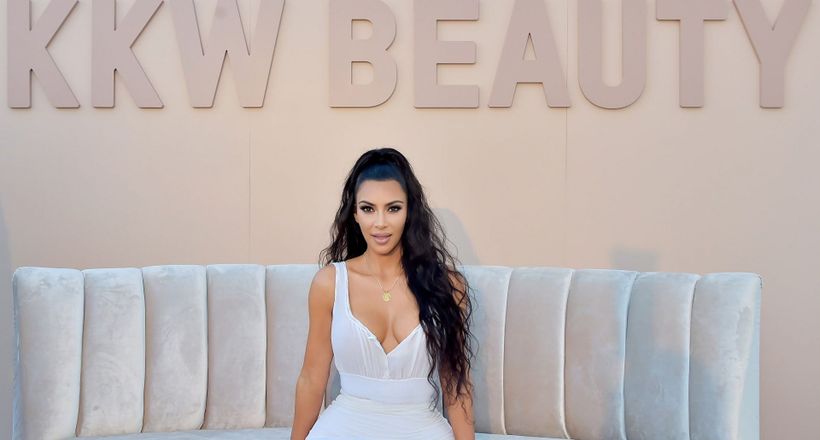 Kim Kardashian West công bố “tương lai” cho KKW Beauty