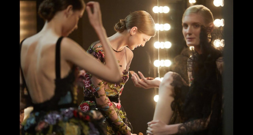 BST Elie Saab Haute Couture Thu-Đông 2021/2022 ngập tràn sắc hoa