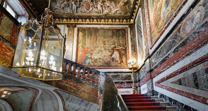 BST Armani Prive Haute Couture Thu Đông 2021 - Vũ khúc của organza