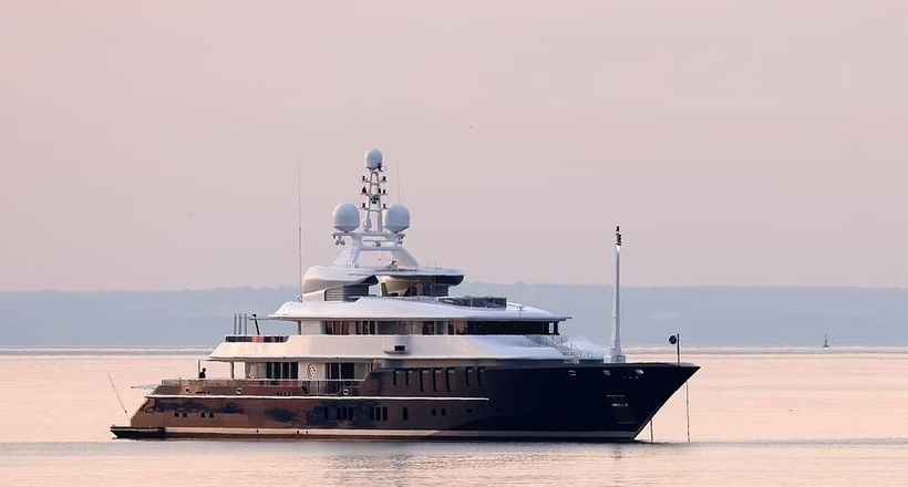 Bên trong du thuyền nghỉ dưỡng 44 triệu USD của Tom Cruise