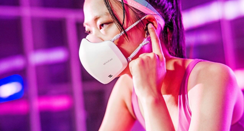 Khẩu trang lọc không khí của LG được trang bị thêm tính năng khuếch đại âm thanh